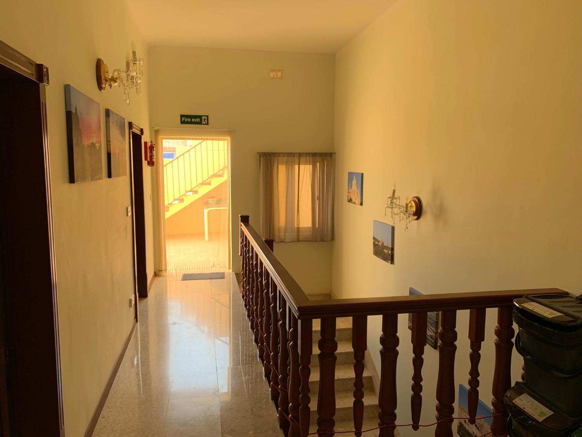 Cloud 9 Residence 艾因西莱姆 外观 照片